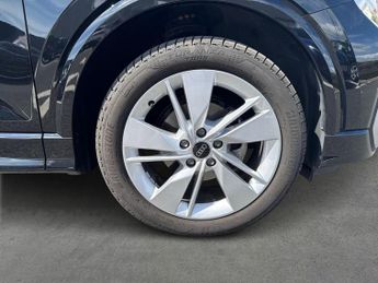 AUDI Q2 35 Tfsi S Line 5Dr S Tronic