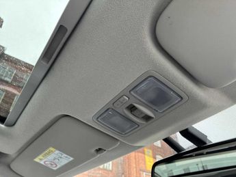 KIA VENGA 1.6 4 5Dr Auto [6]
