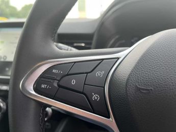 RENAULT CLIO 1.6 E-Tech Full Hybrid 145 Evolution 5Dr Auto