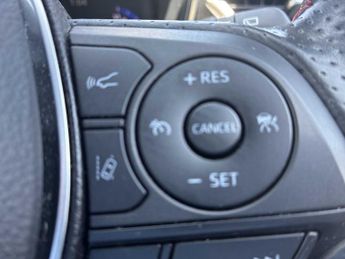 TOYOTA COROLLA 1.8 Vvt-I Hybrid Gr Sport 5Dr Cvt