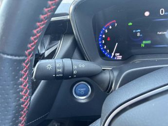 TOYOTA COROLLA 1.8 Vvt-I Hybrid Gr Sport 5Dr Cvt