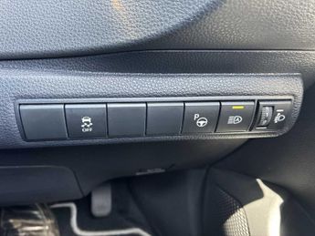 TOYOTA COROLLA 1.8 Vvt-I Hybrid Gr Sport 5Dr Cvt