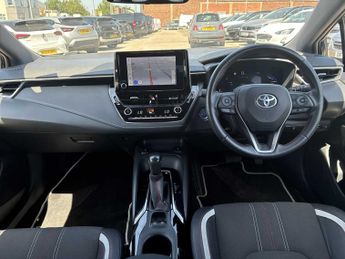 TOYOTA COROLLA 1.8 Vvt-I Hybrid Gr Sport 5Dr Cvt