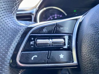 KIA CEED 1.5T Gdi Isg 138 Gt-Line 5Dr Dct