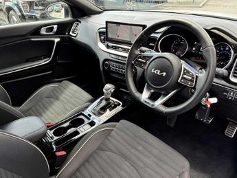 KIA XCEED 1.0T Gdi Isg 113 Gt-Line 5Dr Dct