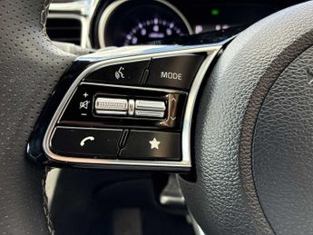 KIA XCEED 1.0T Gdi Isg 113 Gt-Line 5Dr Dct