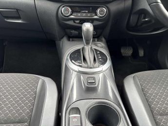 NISSAN JUKE 1.0 Dig-T 114 N-Connecta 5Dr Dct