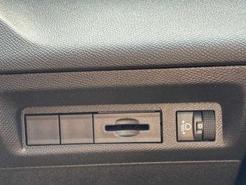 PEUGEOT 308 1.2 Puretech Allure Premium 5Dr Eat8