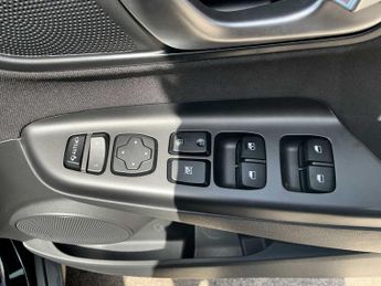 HYUNDAI KONA 1.0 Tgdi 48V Mhev Premium 5Dr