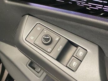 VOLKSWAGEN ID.7 Pro 77Kwh Match Plus Fastback 5Dr Electric Auto (286 Ps)