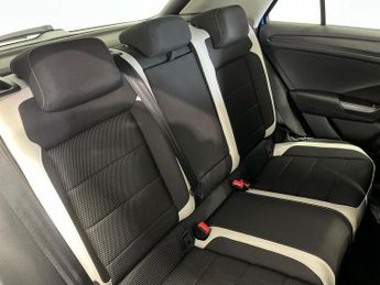 VOLKSWAGEN T-ROC 1.5 Tsi Gpf Evo Sel Suv 5Dr Petrol Dsg Euro 6 (S/S) (150 Ps)