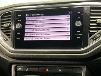 VOLKSWAGEN T-ROC 1.5 Tsi Gpf Evo Sel Suv 5Dr Petrol Dsg Euro 6 (S/S) (150 Ps)