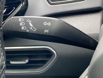 VOLKSWAGEN ID.3 Pro 58Kwh Life Hatchback 5Dr Electric Auto (145 Ps)