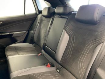 VOLKSWAGEN ID.4 Pure 52Kwh Life Suv 5Dr Electric Auto (148 Ps)