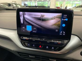 VOLKSWAGEN ID.4 Pure 52Kwh Life Suv 5Dr Electric Auto (148 Ps)