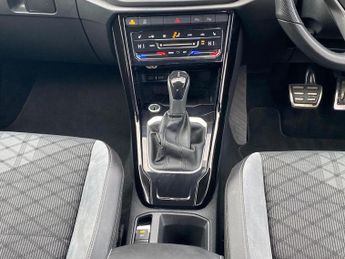 VOLKSWAGEN T-ROC 1.5 Tsi R-Line Suv 5Dr Petrol Dsg Euro 6 (S/S) (150 Ps)