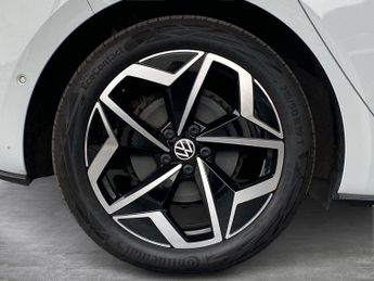 VOLKSWAGEN ID.3 150Kw Tour Pro S 77Kwh 5Dr Auto