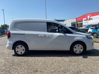 NISSAN TOWNSTAR Nissan Townstar 90Kw Tekna Van Auto 45Kwh