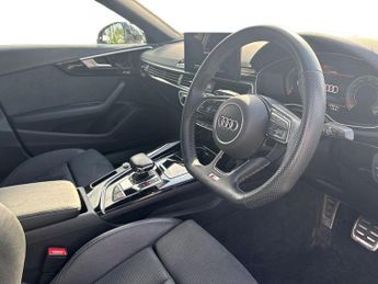 AUDI A4 2.0 Tdi 35 Black Edition Saloon 4Dr Diesel S Tronic Euro 6 (S/S)