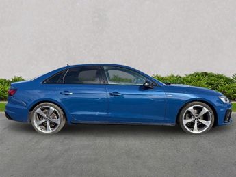 AUDI A4 2.0 Tdi 35 Black Edition Saloon 4Dr Diesel S Tronic Euro 6 (S/S)