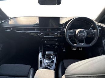 AUDI A4 2.0 Tdi 35 Black Edition Saloon 4Dr Diesel S Tronic Euro 6 (S/S)