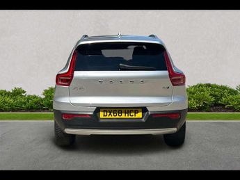 VOLVO XC40 2.0 T4 Momentum 5Dr Awd Geartronic