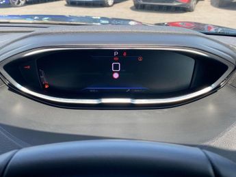 PEUGEOT 3008 1.2 Puretech Active Premium+ 5Dr Eat8