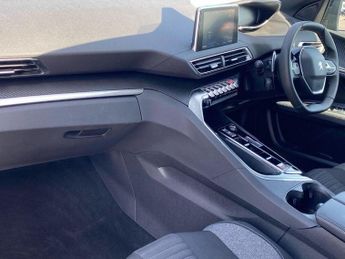 PEUGEOT 3008 1.2 Puretech Active Premium+ 5Dr Eat8