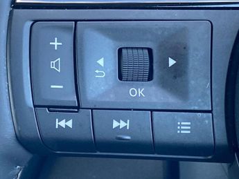 NISSAN QASHQAI 1.3 Dig-T Mh 158 N-Connecta 5Dr Xtronic