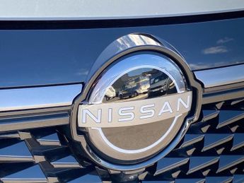 NISSAN QASHQAI 1.3 Dig-T Mh 158 N-Connecta 5Dr Xtronic