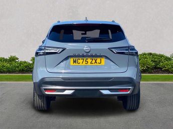 NISSAN QASHQAI 1.3 Dig-T Mh 158 N-Connecta 5Dr Xtronic