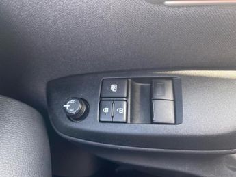 TOYOTA YARIS 1.5 Vvt-H Icon Hatchback 5Dr Petrol Hybrid E-Cvt Euro 6 (S/S) (1