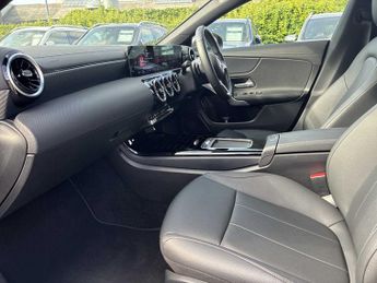 MERCEDES-BENZ CLA Cla 200 Sport Executive 4Dr Tip Auto