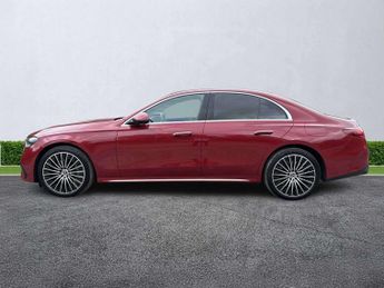 MERCEDES-BENZ E CLASS E300E Amg Line Premium Plus 4Dr 9G-Tronic