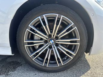 BMW 3 SERIES 330E M Sport 4Dr Step Auto