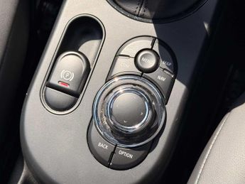 MINI HATCHBACK 135Kw Cooper S Level 2 33Kwh 3Dr Auto
