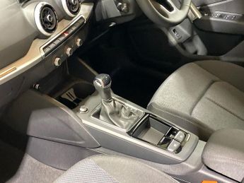 AUDI Q2 1.5 Tfsi Cod 35 Sport Suv 5Dr Petrol S Tronic Euro 6 (S/S) (150 