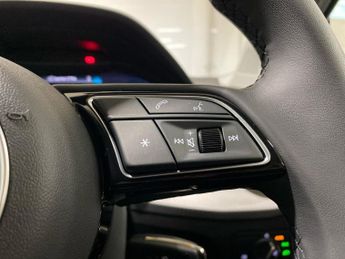 AUDI Q2 1.5 Tfsi Cod 35 Sport Suv 5Dr Petrol S Tronic Euro 6 (S/S) (150 