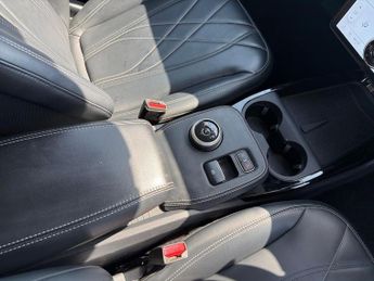 FORD MUSTANG MACH-E Standard Range 70Kwh Suv 5Dr Electric Automatic (269 Ps)