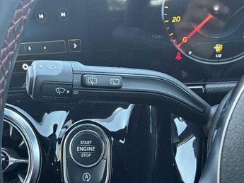 MERCEDES-BENZ GLA Gla 200 Amg Line Premium 5Dr Auto