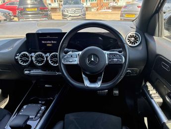 MERCEDES-BENZ GLA Gla 200 Amg Line Premium 5Dr Auto