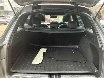 MERCEDES-BENZ GLC Glc 250D 4Matic Amg Line Prem Plus 5Dr 9G-Tronic