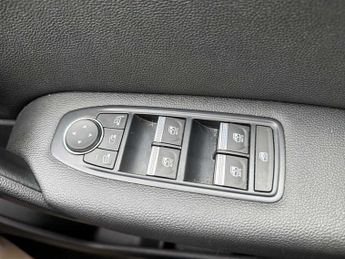 RENAULT CAPTUR 1.5 Dci 115 S Edition 5Dr Edc [Bose]