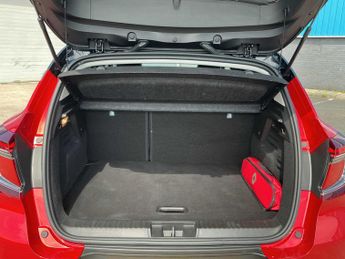 RENAULT CAPTUR 1.6 E-Tech Full Hybrid 145 Techno 5Dr Auto