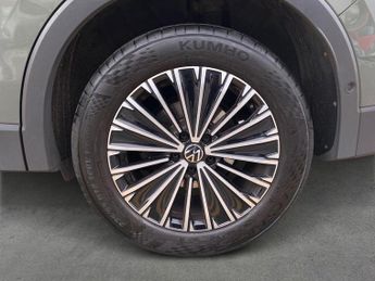 VOLKSWAGEN TIGUAN 2.0 Tdi Match Suv 5Dr Diesel Dsg Euro 6 (S/S) (150 Ps)