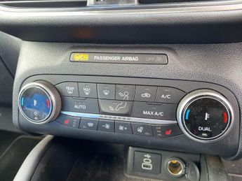 FORD KUGA 2.5H Duratec Vignale Suv 5Dr Petrol Hybrid Cvt Euro 6 (S/S) (190