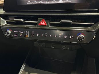 KIA NIRO Niro 1.6 Gdi 168 Phev 3 5Dr Dct Estate