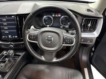 VOLVO XC60 2.0 T5 Momentum Suv 5Dr Petrol Auto Euro 6 (S/S) (250 Ps)