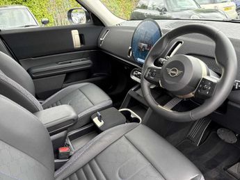 MINI COUNTRYMAN 1.5 C Classic 5Dr Auto