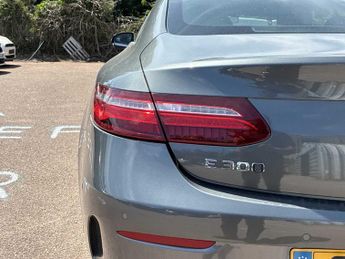 MERCEDES-BENZ E CLASS E300 Amg Line Premium 2Dr 9G-Tronic